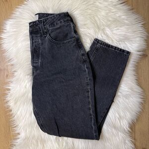 [Everlane] Black The Curvy 90s Cheeky Straight Jean - Size 28